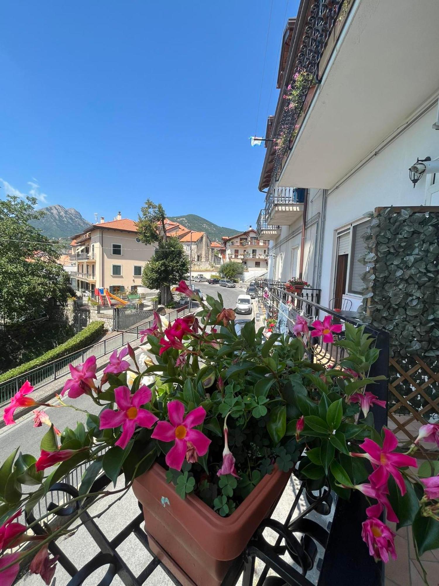 Bed and Breakfast Il Borgo Аджерола Экстерьер фото