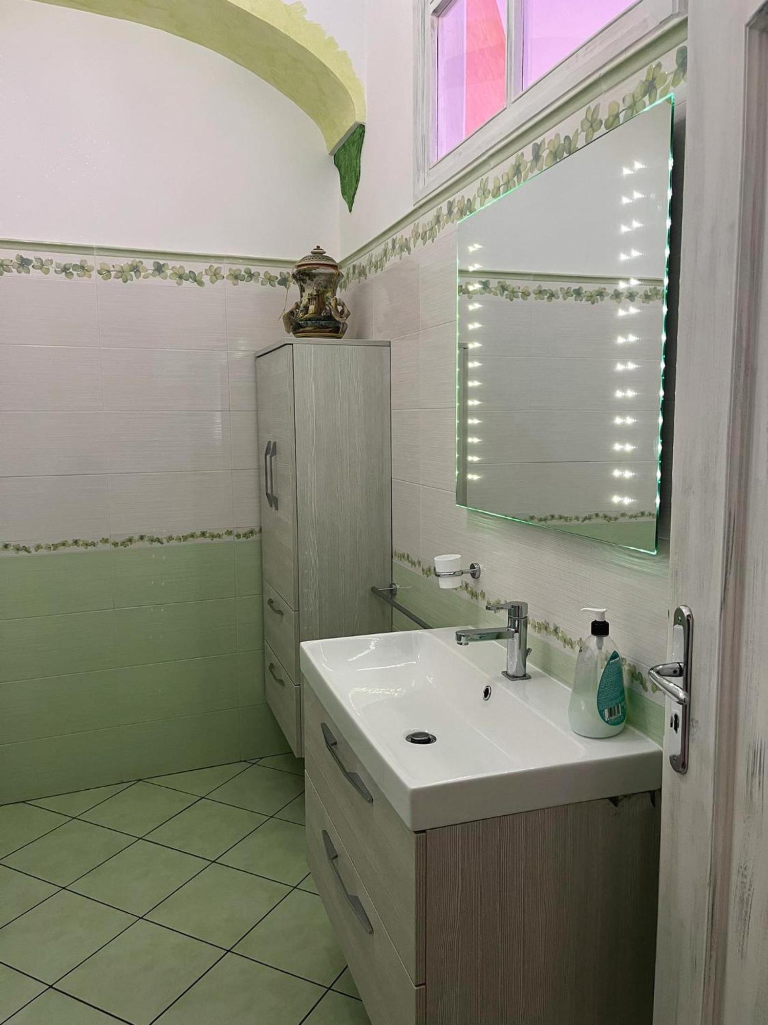 Bed and Breakfast Il Borgo Аджерола Экстерьер фото