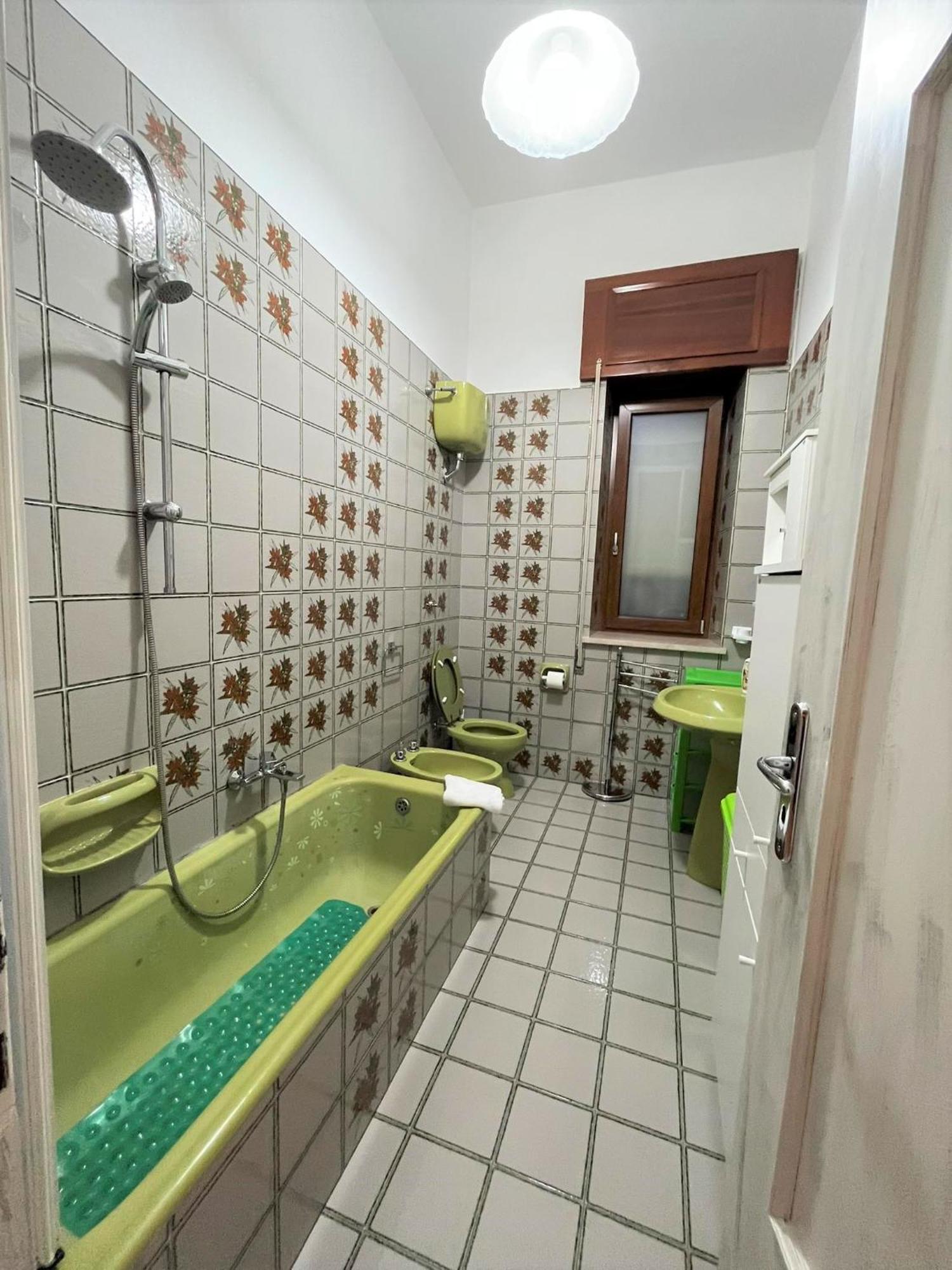 Bed and Breakfast Il Borgo Аджерола Экстерьер фото