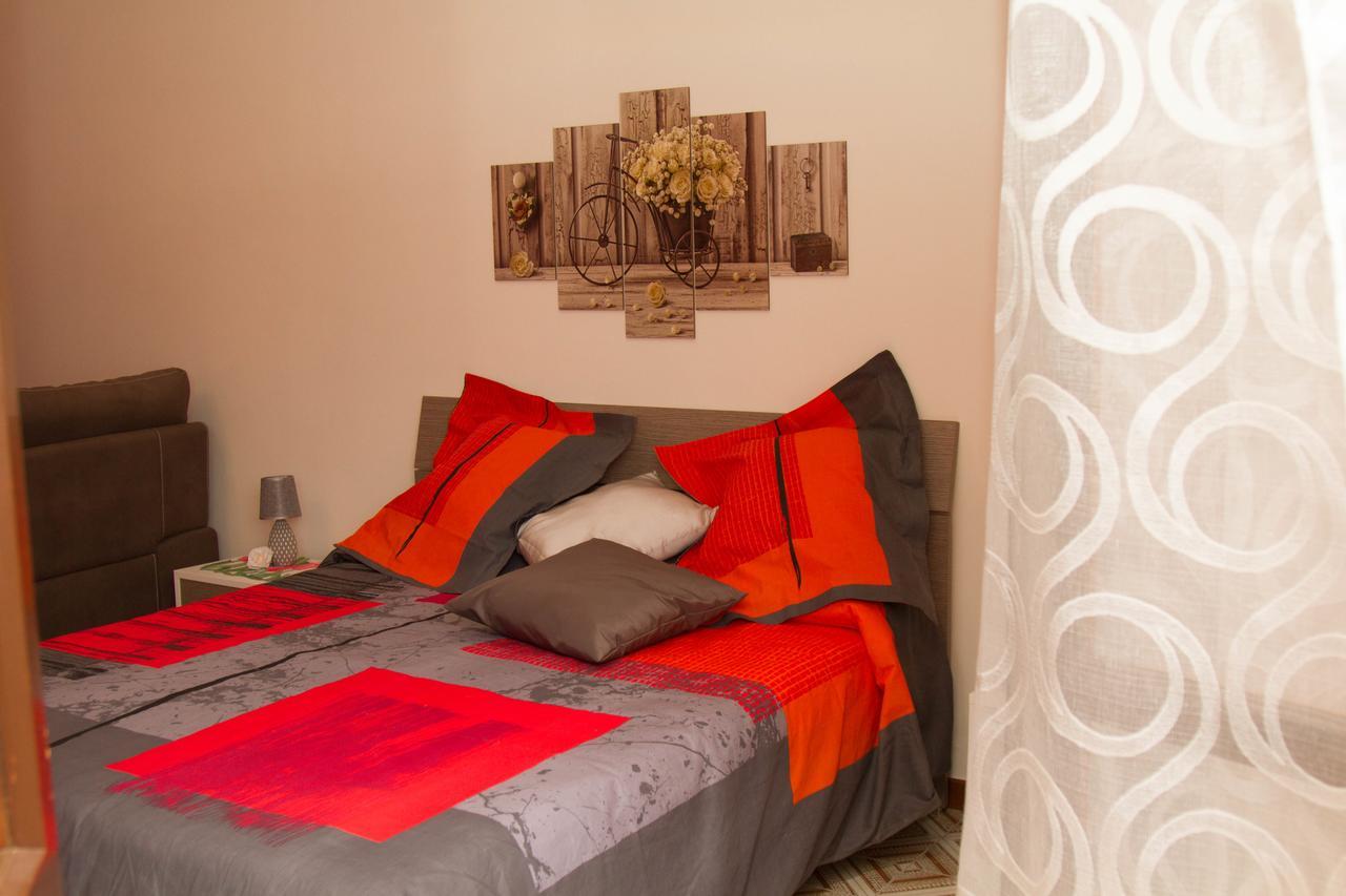 Bed and Breakfast Il Borgo Аджерола Экстерьер фото