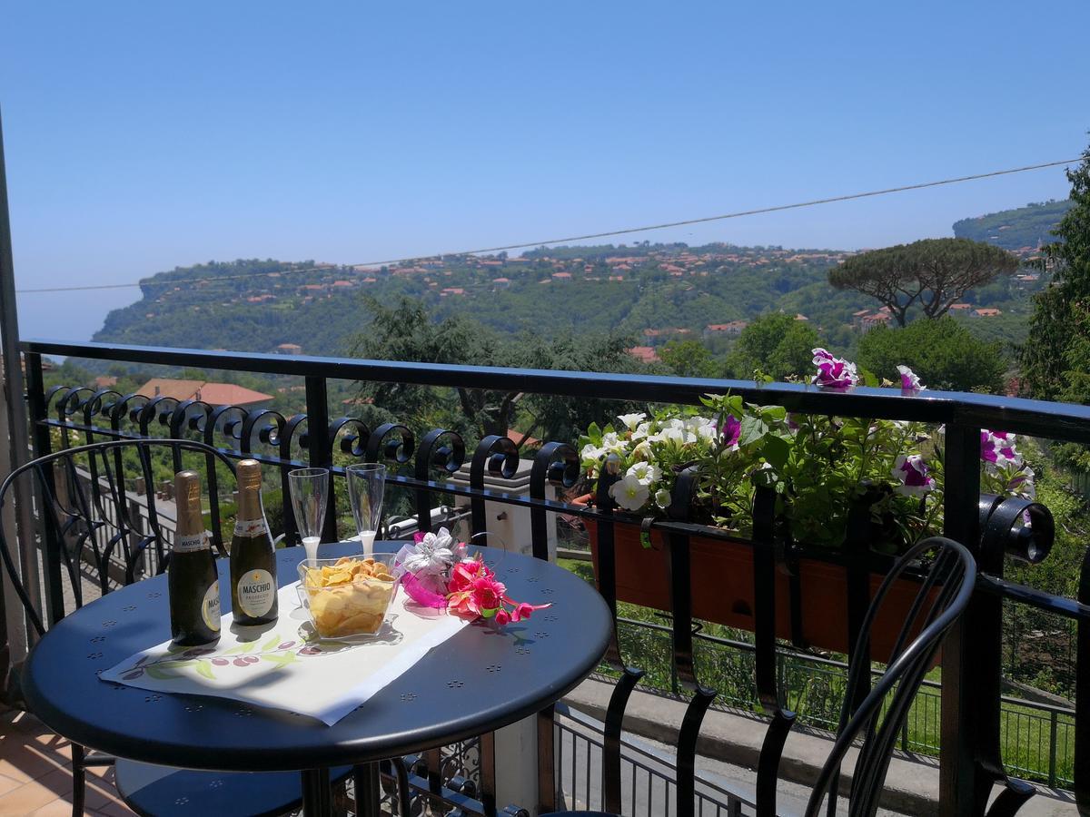 Bed and Breakfast Il Borgo Аджерола Экстерьер фото
